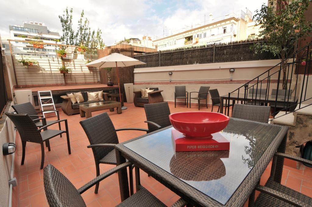 Bed and Breakfast Casa Balmes Barcelona Zewnętrze zdjęcie